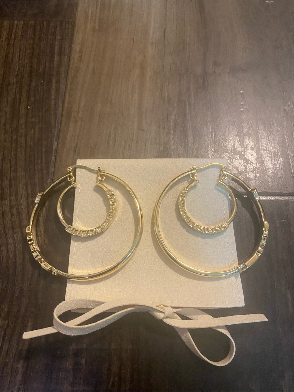 Retro Versace Gold-Tone Double Hoop Earrings - Picture 3 of 5